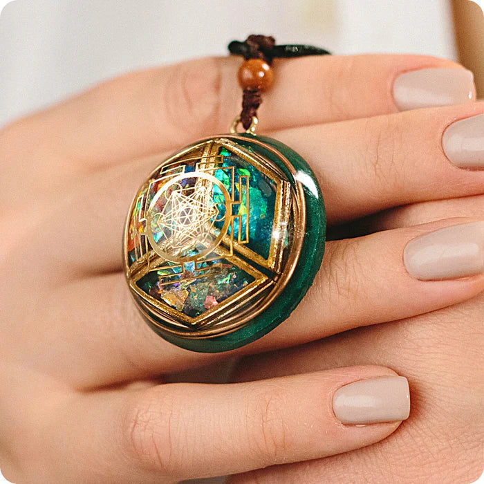 Pendentif d'énergie en Cristaux Naturels